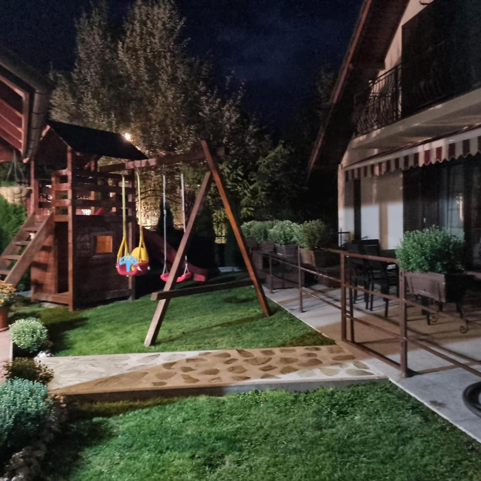 Pensiunea Select Curtea de Argeş Dış mekan fotoğraf